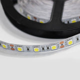 SWANEW Led Strip mit 24 Tasten Fernbedienung, RGB 5050 SMD LED Streifen Selbstklebend 12V, led beleuchtung [Energieklasse F]